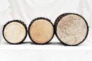 Juego de tam­bo­res de des­fi­le dundun - Set de mini-tambores dundunes de Guinea 3851