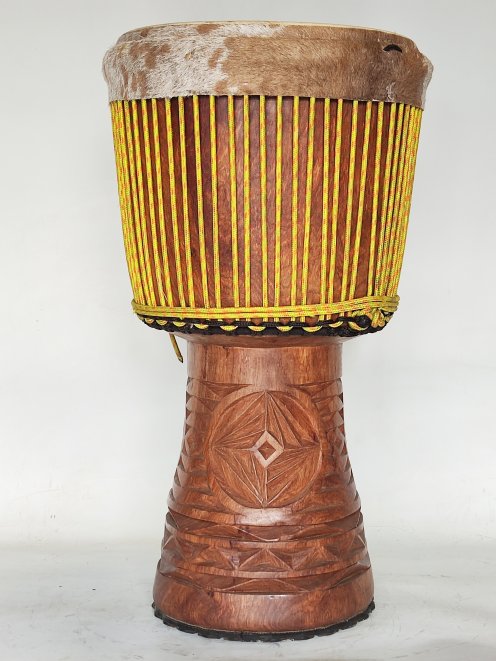 Djembe de gama alta - Yembé Guinea Top 6257