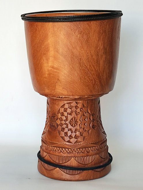 Cuerpo de djembe gama alta - Cuerpo yembé Guinea Top 6406