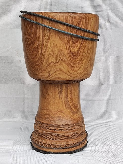 Cuerpo de djembé de Guinea de madera de balafón (gueni) - Djembe alta gama