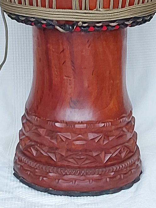 Djembé de Guinea de caoba (djala) - Djembe de alta gama
