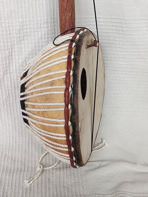 N'jarka - Violín africano soku - Instrumento de cuerda africano sokou
