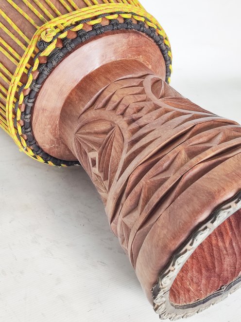 Djembe de gama alta - Yembé Guinea Top 6257
