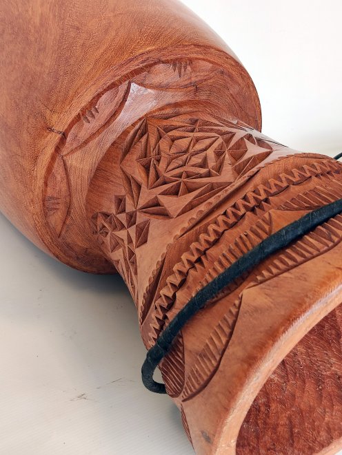 Cuerpo de djembe gama alta - Cuerpo yembé Guinea Top 6406