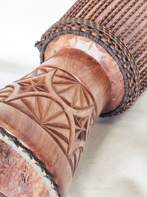 Djembe de gama alta - Yembé Guinea Top 6257