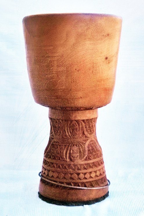 Cuerpo de djembé de Guinea de caoba (djala) - Djembe alta gama