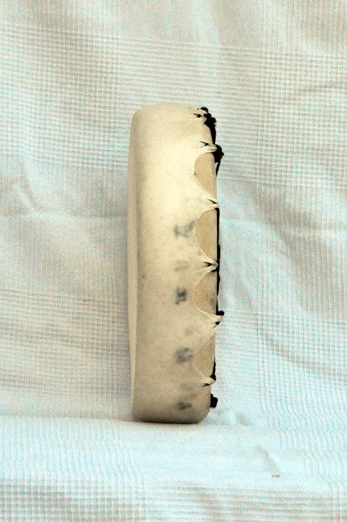 Tambor ritual chamánico (tambor de chamán) con piel de alce