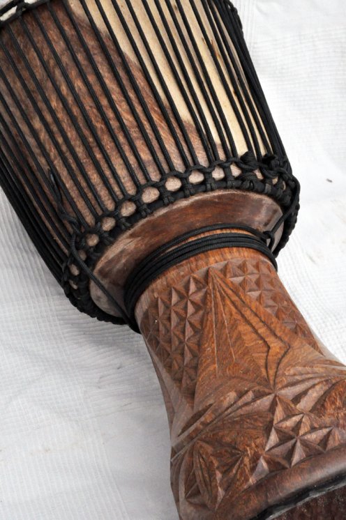 Djembé de Guinea con piel de vaca - Tambor djembe alta gama piel de becerro, piel de buey, piel de toro