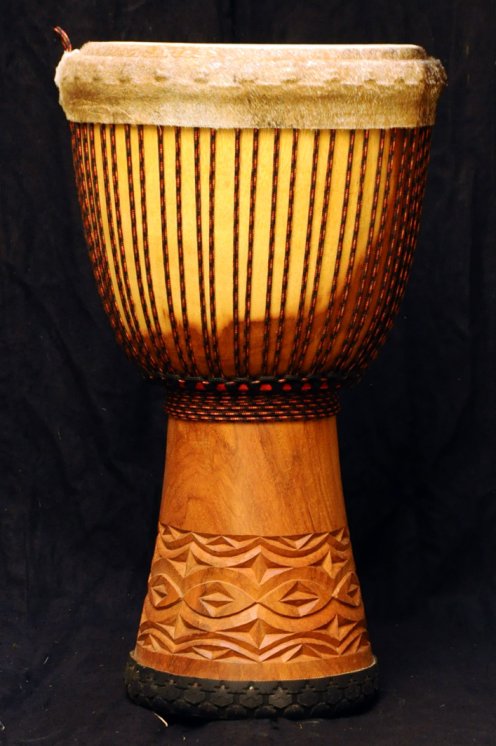Djembé Guinée en linké (grand) en vente : acheter un djembe guinéen en lingué (grand)