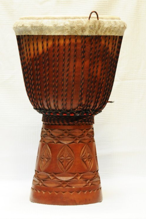 Gran djembé Guinea Top mahogany: comprar djembe guineano (acajou, djala)