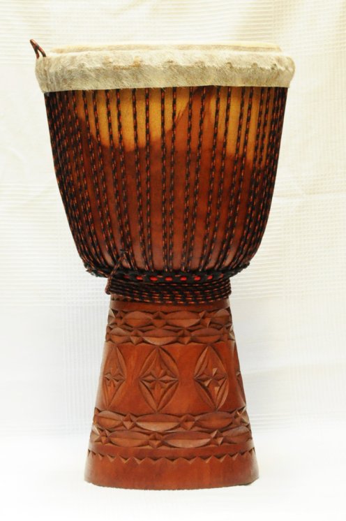 Gran djembé Guinea Top mahogany: comprar djembe guineano (acajou, djala)