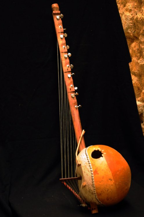 Kamélé n'goni (10 cordes) en vente : acheter un kamélé ngoni (koni, nkoni) (10 cordes)