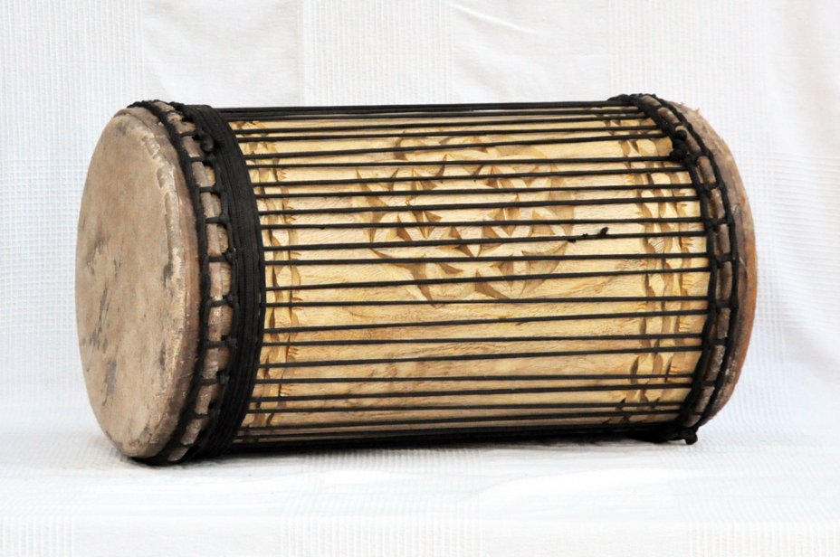 Dundun sangban montaje tradicional de melina - Tambor dundun de Guinea