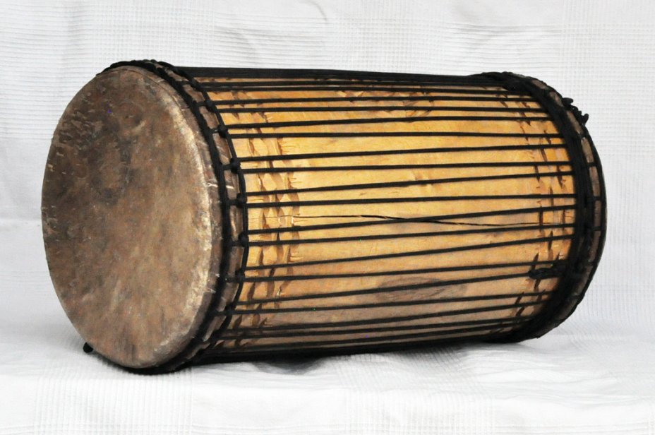 Dundun sangban montaje tradicional de melina - Tambor dundun de Guinea