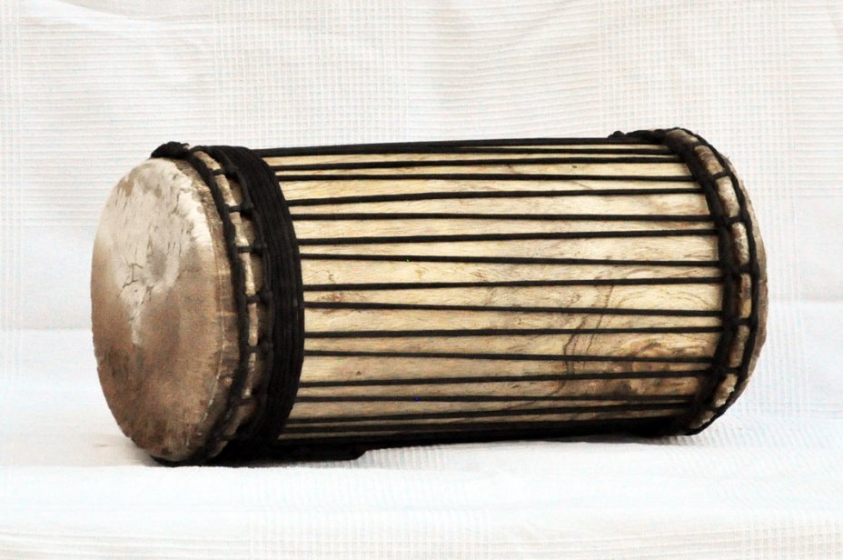 Dundun kenkeni montaje tradicional de melina - Tambor dundun de Guinea