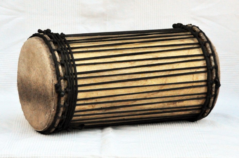 Dundun kenkeni montaje tradicional de melina - Tambor dundun de Guinea