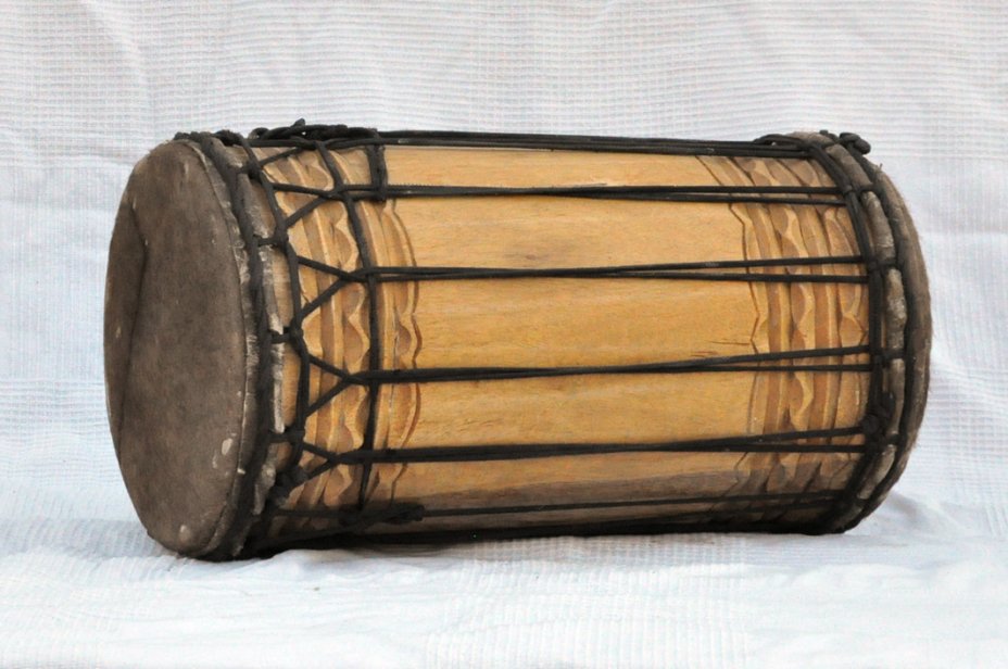 Dundun kenkeni montaje tradicional de melina - Tambor dundun de Guinea