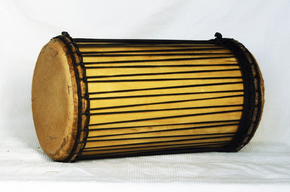 Dundun sangban montaje tradicional de melina - Tambor dundun de Guinea