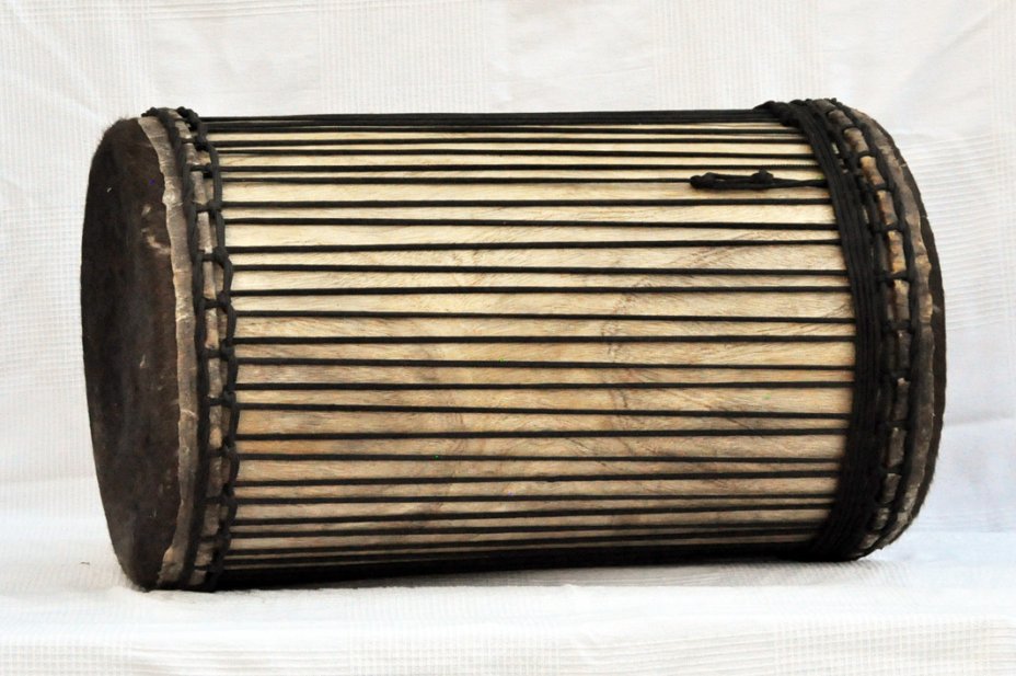 Dundun dundunba montaje tradicional de melina - Tambor dundun de Guinea