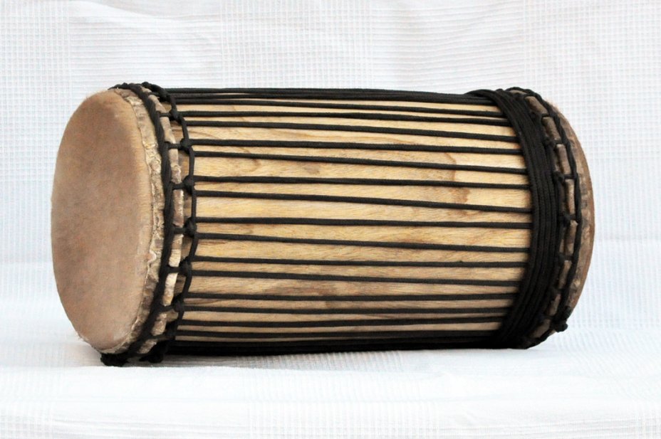 Dundun kenkeni montaje tradicional de melina - Tambor dundun de Guinea