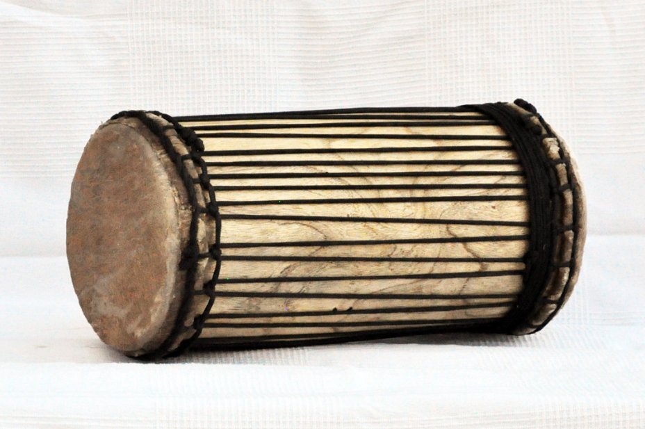 Dundun kenkeni montaje tradicional de melina - Tambor dundun de Guinea