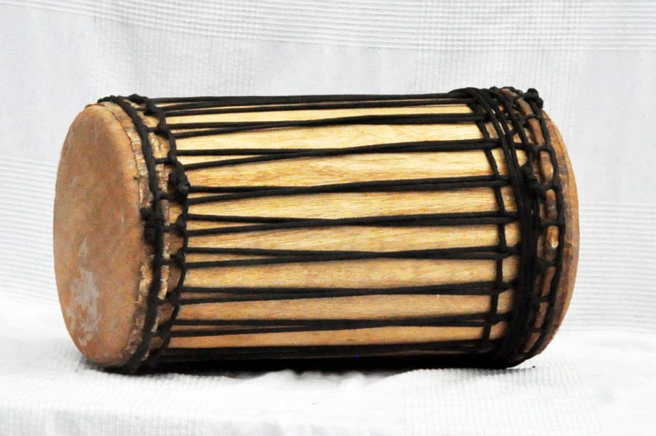 Dundun kenkeni montaje tradicional de melina - Tambor dundun de Guinea
