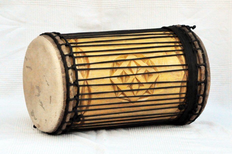 Dundun kenkeni montaje tradicional de melina - Tambor dundun de Guinea