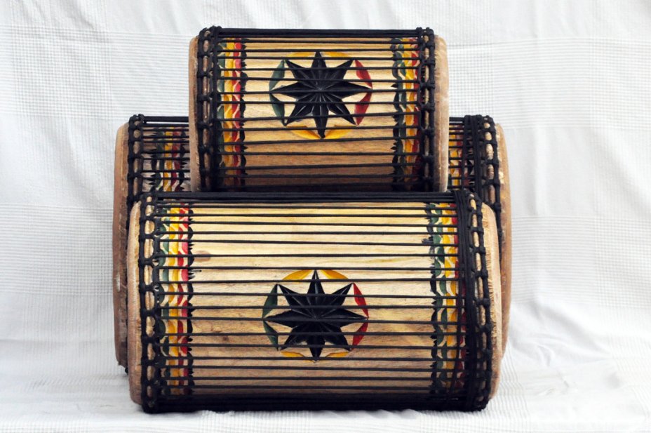 Juego de tambores dunun de Guinea de melina