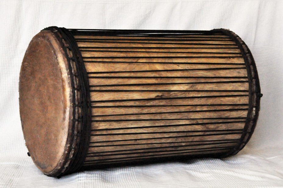Dundun dundunba montaje tradicional de melina - Tambor dundun de Guinea