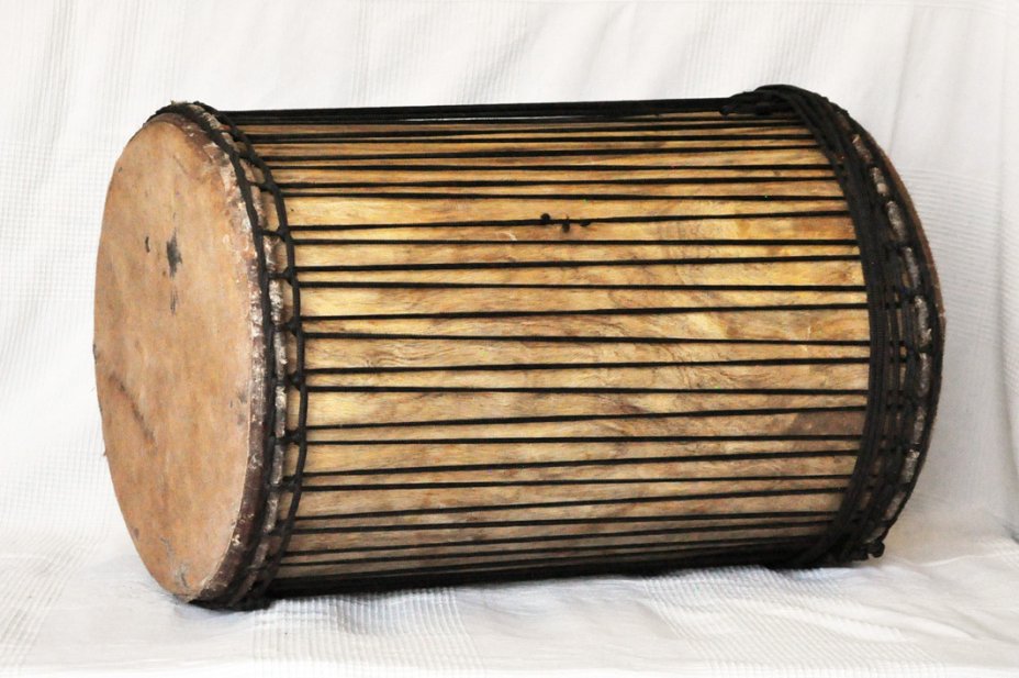 Dundun dundunba montaje tradicional de melina - Tambor dundun de Guinea