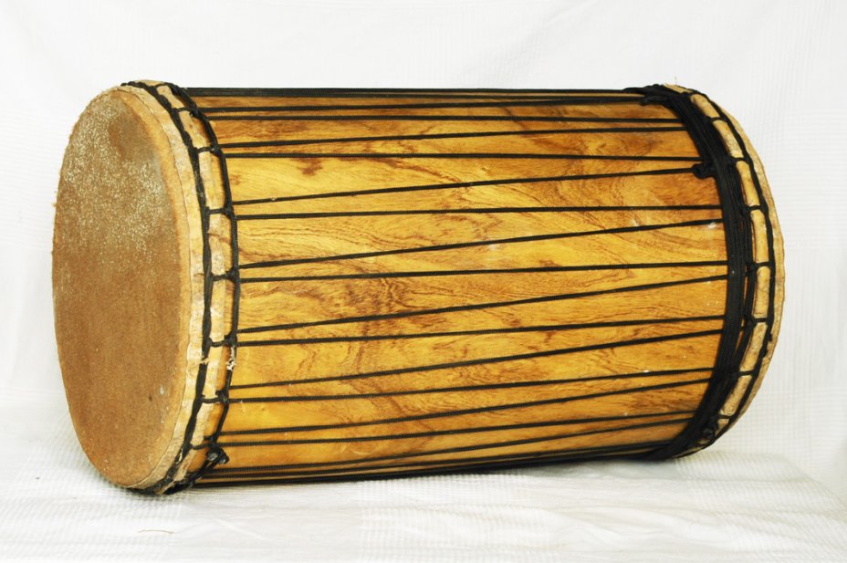 Dundun dundunba montaje tradicional de melina - Tambor dundun de Guinea
