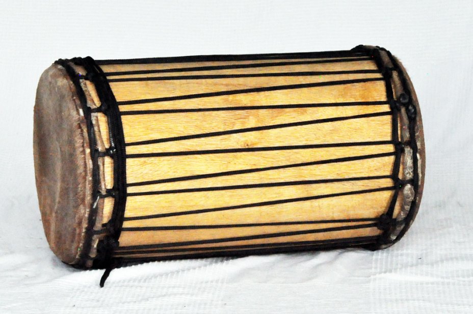 Dundun kenkeni montaje tradicional de melina - Tambor dundun de Guinea