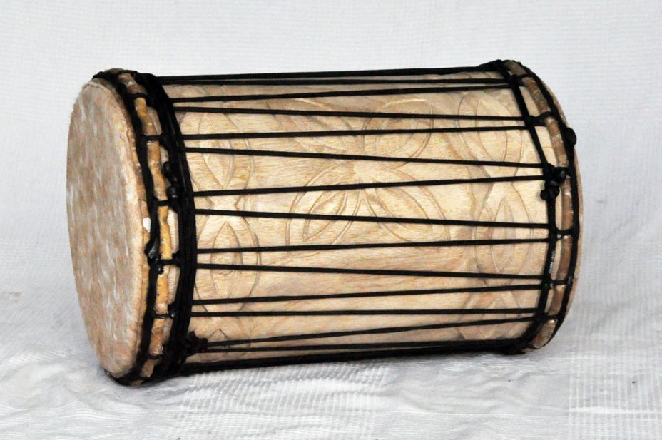 Dundun kenkeni montaje tradicional de melina - Tambor dundun de Guinea