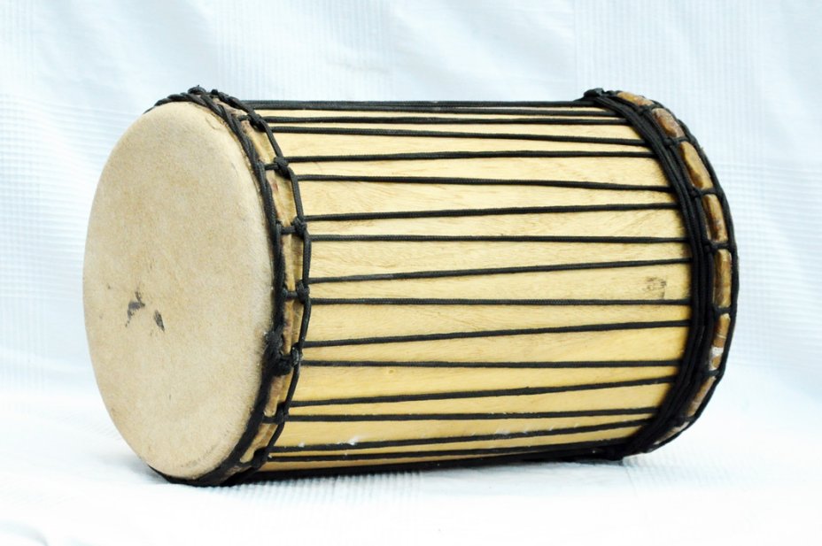 Dundun kenkeni montaje tradicional de melina - Tambor dundun de Guinea