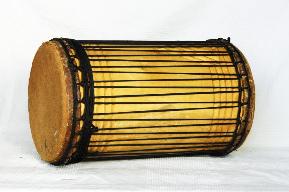 Dundun sangban montaje tradicional de melina - Tambor dundun de Guinea