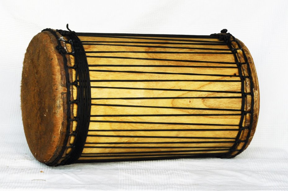 Dundun sangban montaje tradicional de melina - Tambor dundun de Guinea