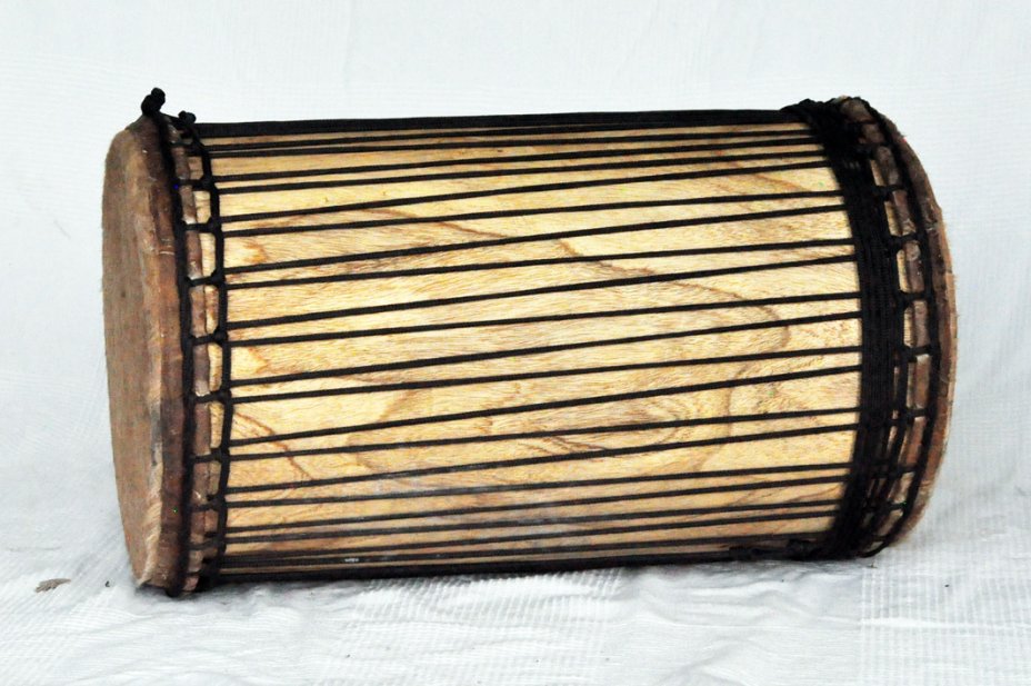 Dundun sangban montaje tradicional de melina - Tambor dundun de Guinea