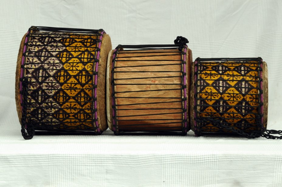 Venta set dundun - Trio de mini-tambores dununs de Ghana