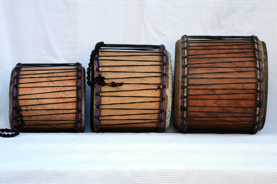 Venta set dundun - Trio de mini-tambores dununs de Ghana