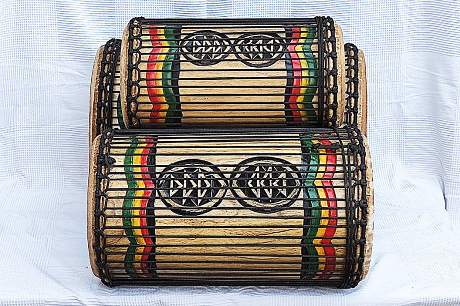 Juego de tambores dunun de Guinea de melina