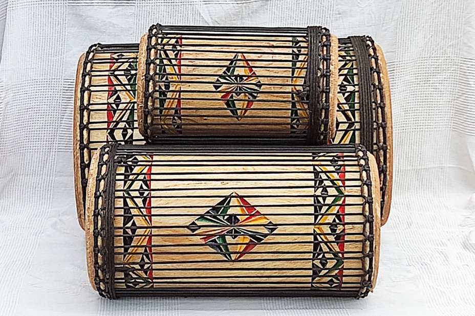Juego de tambores dunun de Guinea de melina