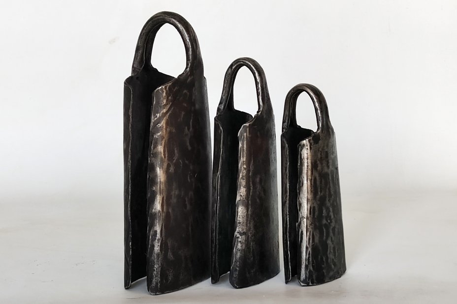 Trio de campanas de dundun de Guinea - Campana dundun