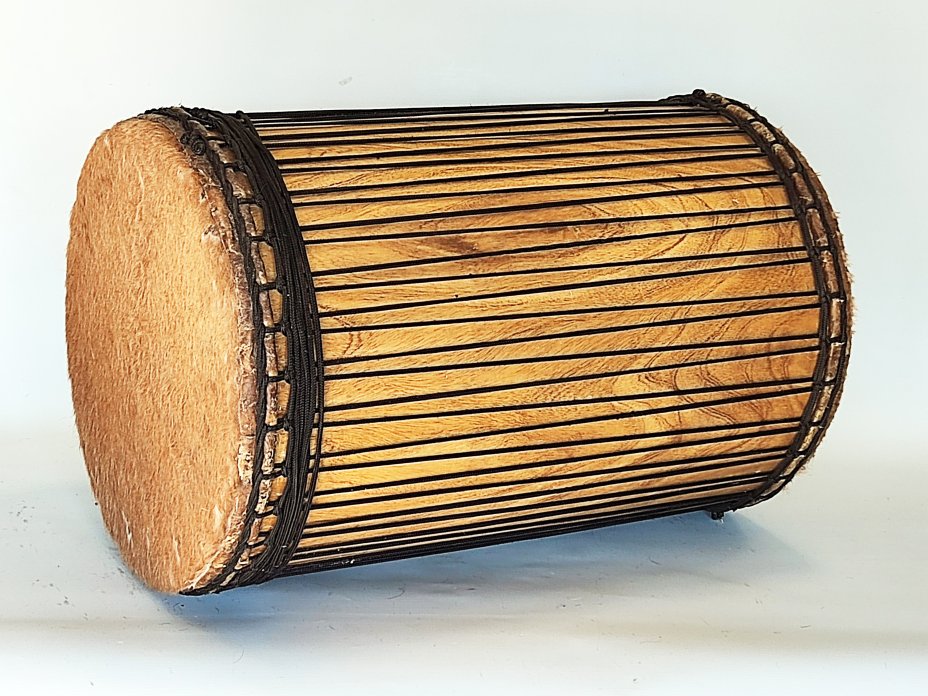 Dundun dundunba montaje tradicional de melina - Tambor dundun de Guinea