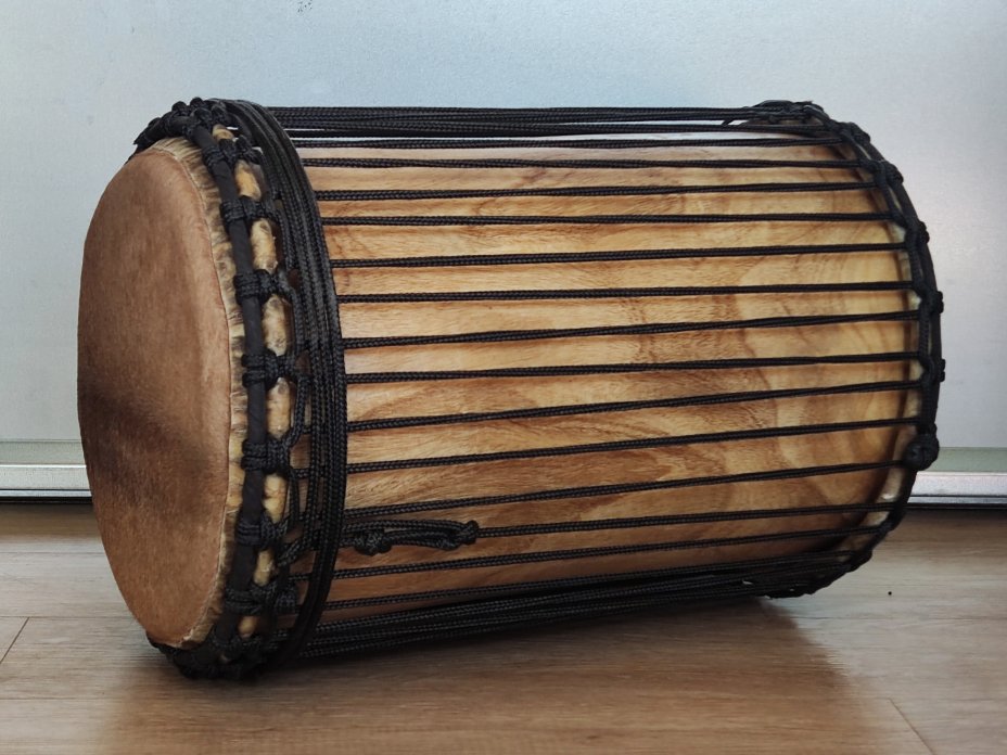 Tambores bajos dundun - Dunun kenkení de Guinea montaje 4 aros