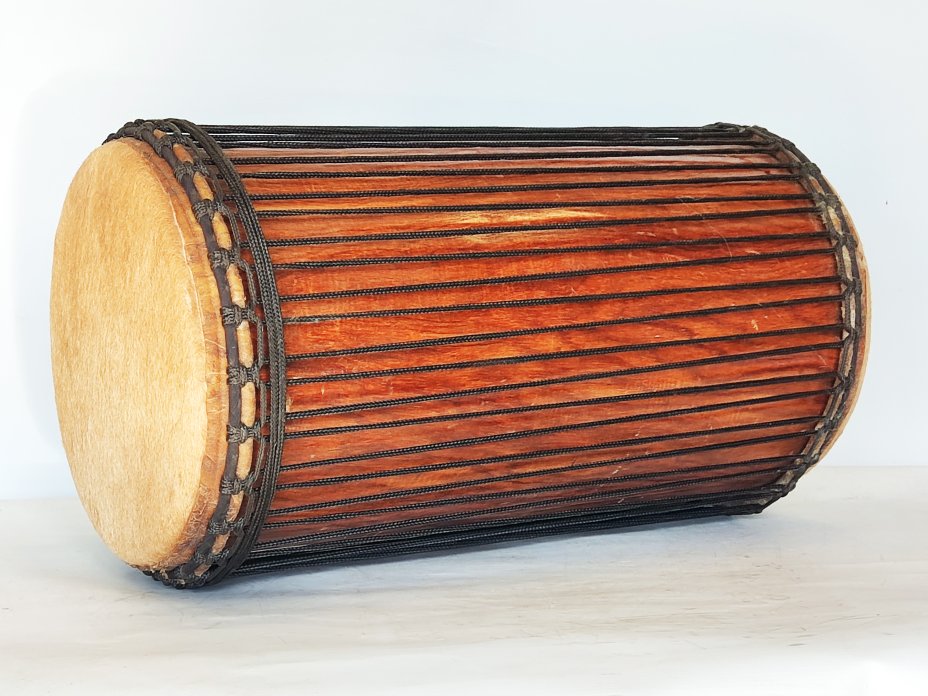 Tambores bajos dundun - Dunun sangban de Guinea montaje 4 aros