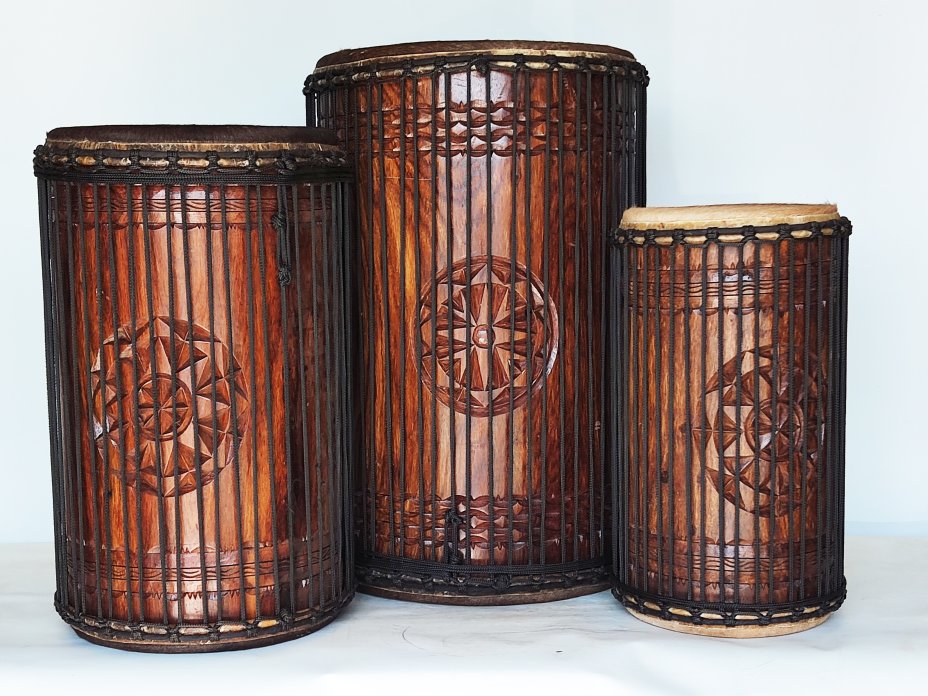 Juego de tambores bajos dundun - Set de dundunes de Guinea
