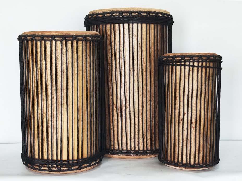 Juego de tambores bajos dundun - Set de dundunes de Guinea