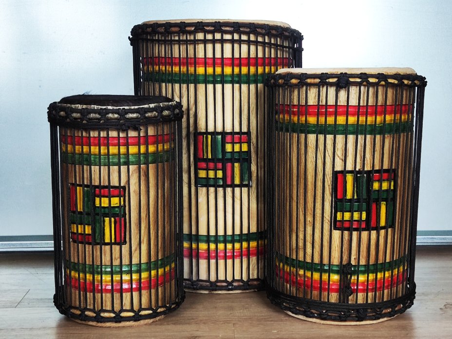 Juego de tambores bajos dundun - Set de dundunes de Guinea