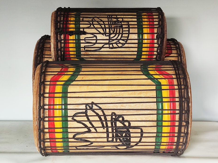 Juego de tambores bajos dundun - Set dundunes Guinea