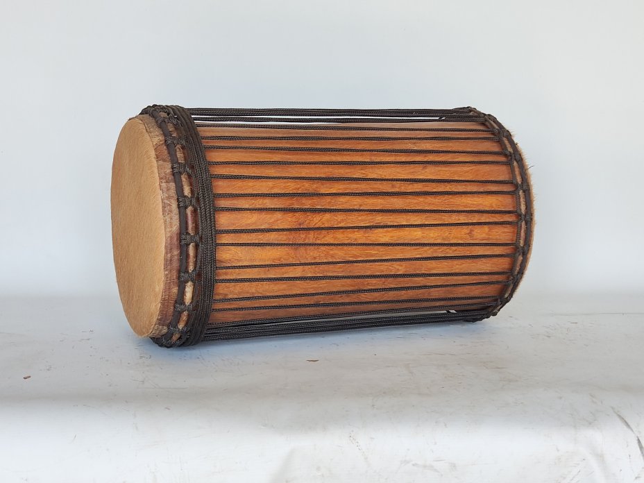 Dunun kenkení Guinea 4 aros